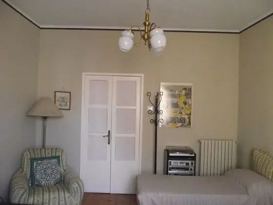 Üç Kişilik Oda, Şehir Manzaralı