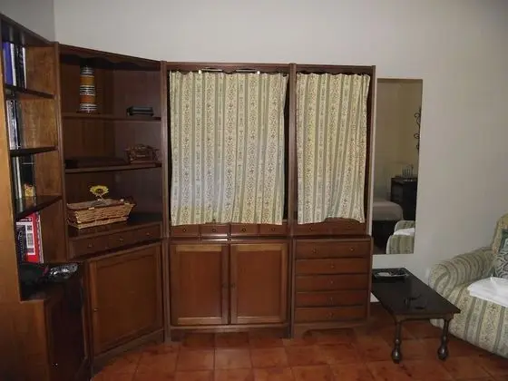 Üç Kişilik Oda, Şehir Manzaralı