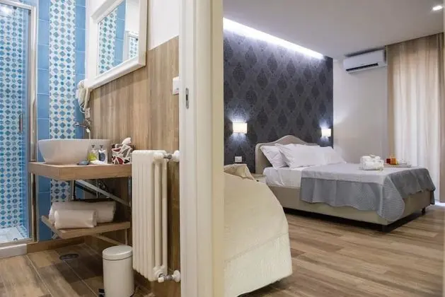 Deluxe Dört Kişilik Oda