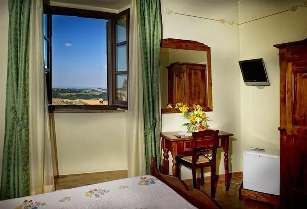 Tek Büyük Yataklı Oda