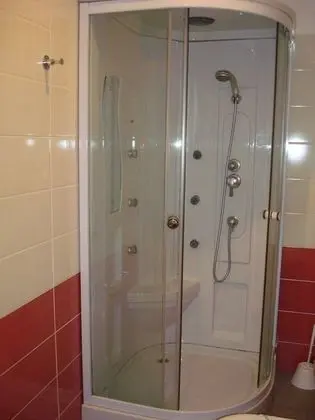 Standard Dört Kişilik Oda