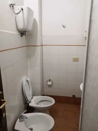 Standard Tek Büyük Yataklı Oda, Ortak Banyo