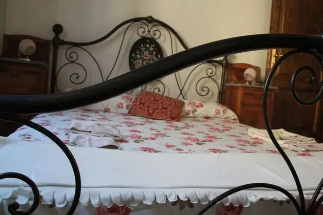 Tek Büyük Yataklı Oda, Ortak Banyo