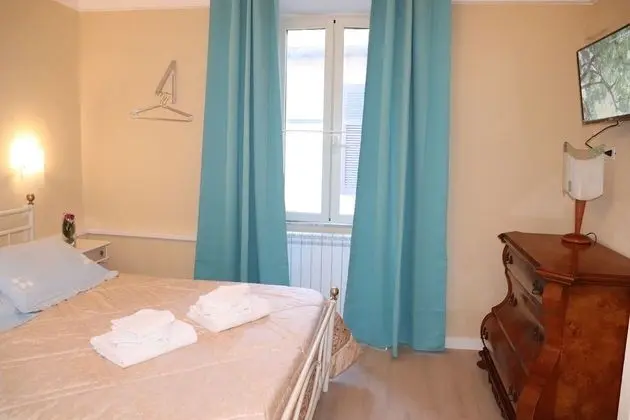 Classic Tek Büyük Yataklı Oda