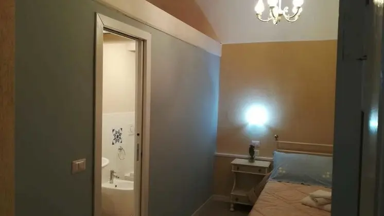 Classic Tek Büyük Yataklı Oda