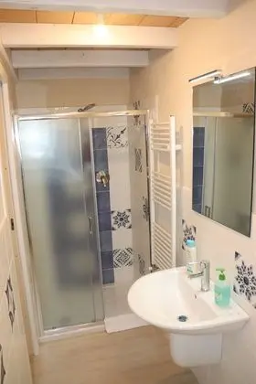 Classic Tek Büyük Yataklı Oda