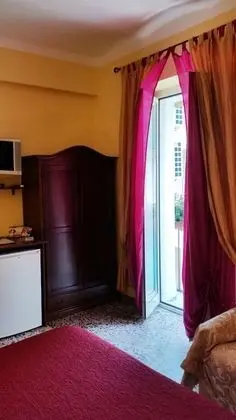 Tek Büyük Yataklı Oda, Özel Banyo (External)