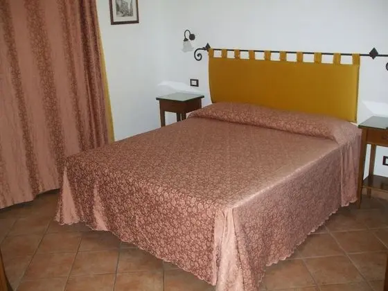 Tek Büyük Yataklı Oda, Bahçe Manzaralı