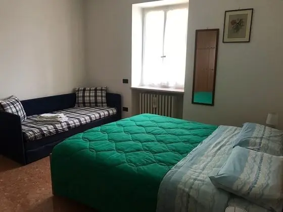 Basic Tek Büyük Yataklı Oda