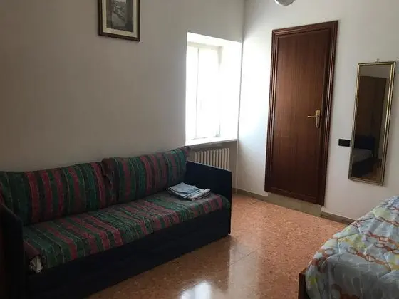 Basic Tek Büyük Yataklı Oda