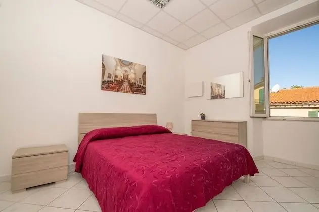 Basic Tek Büyük Yataklı Oda, Ortak Banyo, Şehir Manzaralı