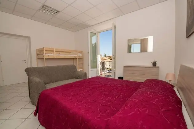 Standard Dört Kişilik Oda, Ortak Banyo, Şehir Manzaralı