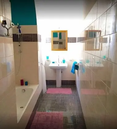 Tek Büyük Yataklı Oda, 1 Büyük (Queen) Boy Yatak, Sigara İçilmez, Özel Banyo (Miranda)