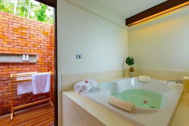 2 Bedrooms Pool Villa