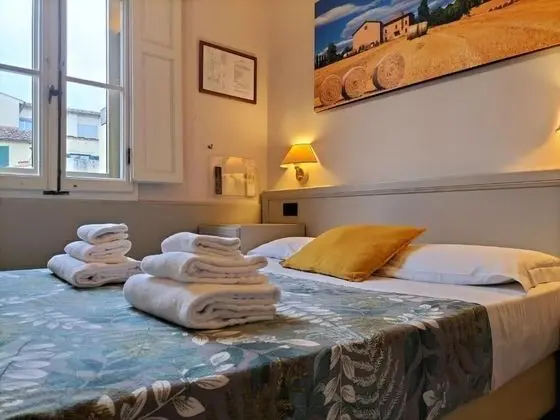 Basic Tek Büyük Yataklı Oda