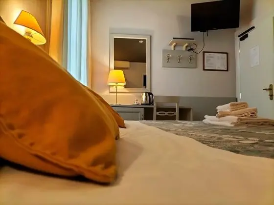 Standard Tek Büyük veya İki Ayrı Yataklı Oda