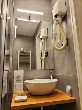 Standard Tek Büyük veya İki Ayrı Yataklı Oda