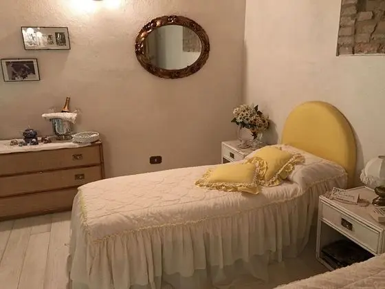 Tek Büyük Yataklı Oda, 2 Tek Kişilik Yatak, Sigara İçilmez