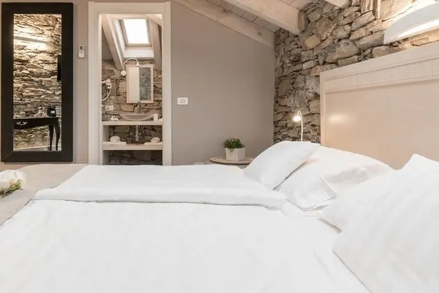 Design Tek Büyük veya İki Ayrı Yataklı Oda, Göl Manzaralı