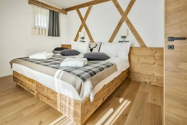 Deluxe Süit, 1 En Büyük (King) Boy Yatak, Balkon, Dağ Manzaralı (Tofana)
