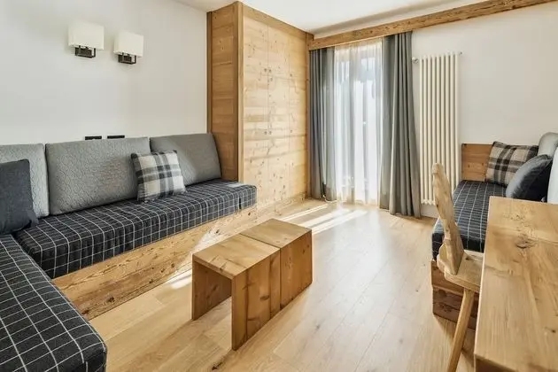 Deluxe Süit, 1 En Büyük (King) Boy Yatak, Balkon, Dağ Manzaralı (Tofana)