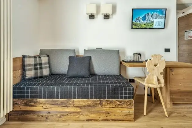 Deluxe Süit, 1 En Büyük (King) Boy Yatak, Balkon, Dağ Manzaralı (Tofana)