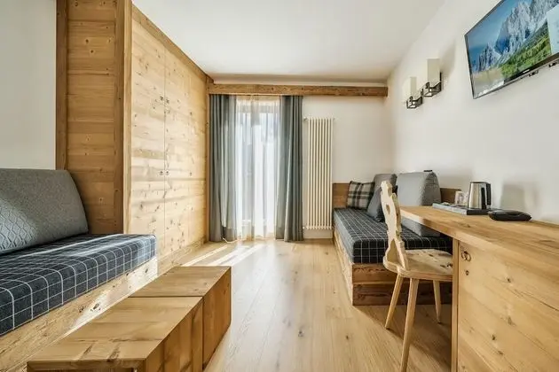Deluxe Süit, 1 En Büyük (King) Boy Yatak, Balkon, Dağ Manzaralı (Tofana)