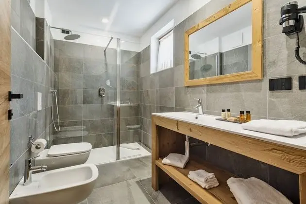 Deluxe Süit, 1 En Büyük (King) Boy Yatak, Balkon, Dağ Manzaralı (Tofana)