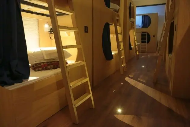 Ortak Ranzalı Oda, Ortak Banyo (1 Bed in 14-Bed Dorm)