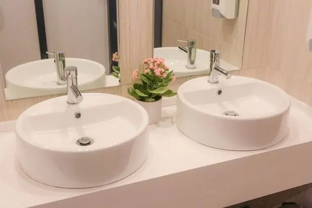 Ortak Ranzalı Oda, Ortak Banyo (1 Bed in 14-Bed Dorm)