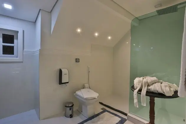 Luxury Tek Büyük Yataklı Oda, Sıcak Su Havuzu