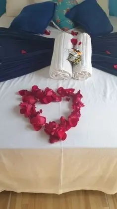 Traditional Üç Kişilik Oda