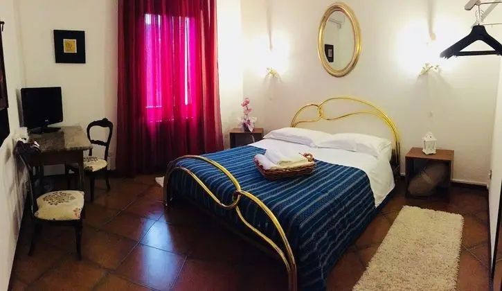 Standard Tek Büyük Yataklı Oda, Ortak Banyo