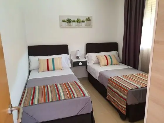 Basic İki Ayrı Yataklı Oda