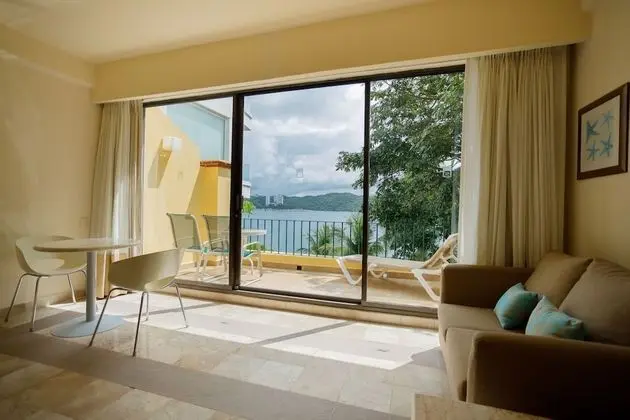 Deluxe King Vista Parcial al Mar