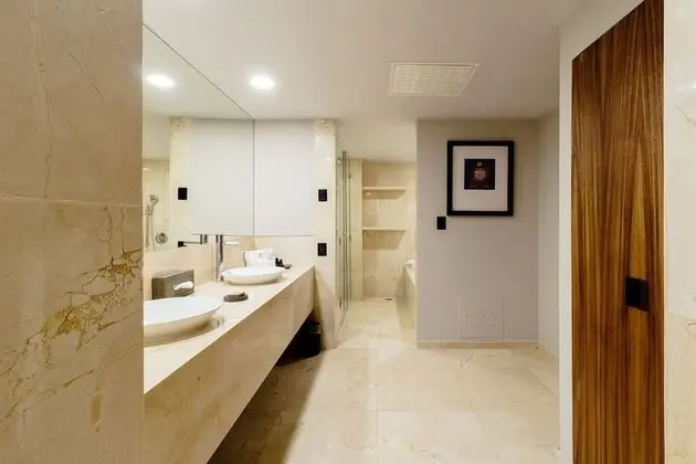 Master Suite