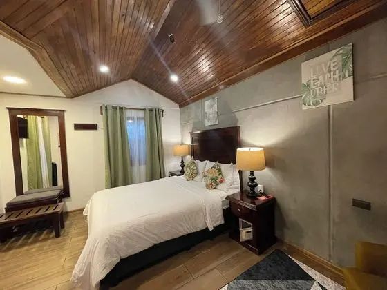 Standard Üç Kişilik Oda