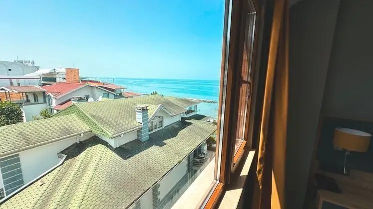 Kısmi Deniz Manzaralı Oda