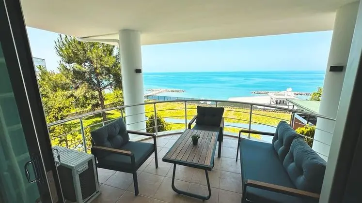 LUXURY DBL BALKONLU DENİZ MANZARALI