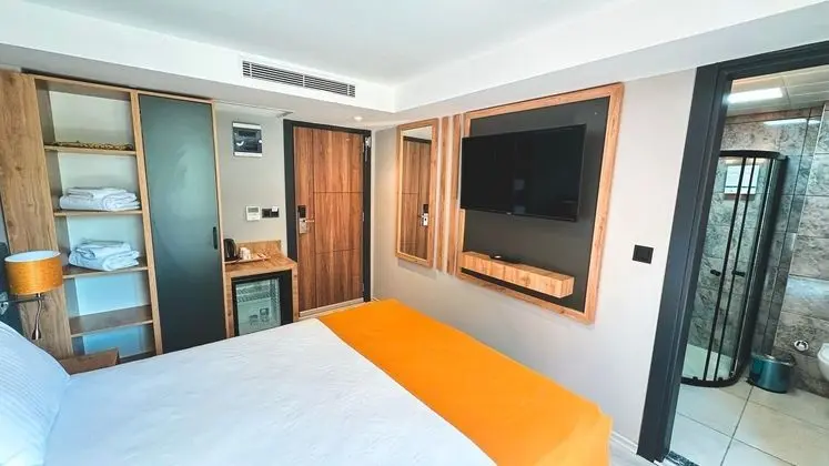 Terasdan Bağlantılı Oda