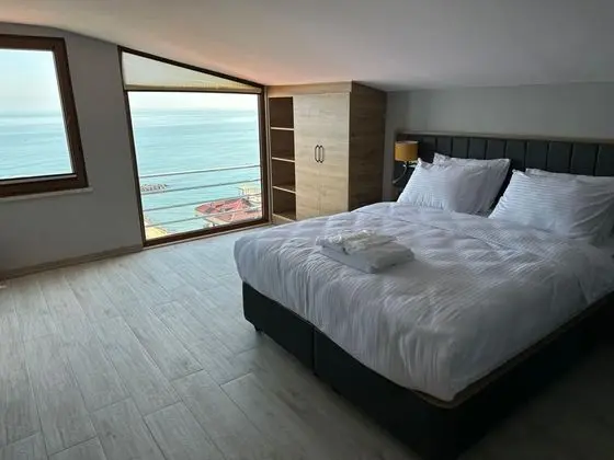 Çatı Katı Standart Oda, Deniz Manzaralı