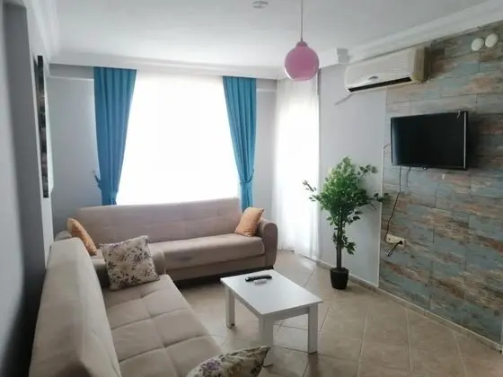1+1 Aile Odası, Havuz Manzaralı