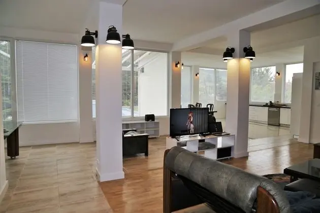 Business Tek Büyük Yataklı Oda