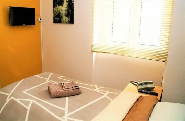 Comfort Tek Büyük Yataklı Oda