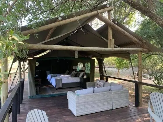 Luxury Çadır (Knob Thorn Safari)