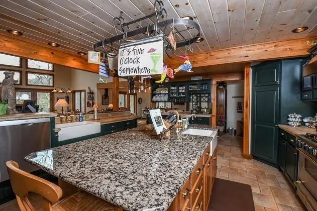 Ev, Birden Çok Yatak, Sıcak Su Havuzu, Dağ Manzaralı