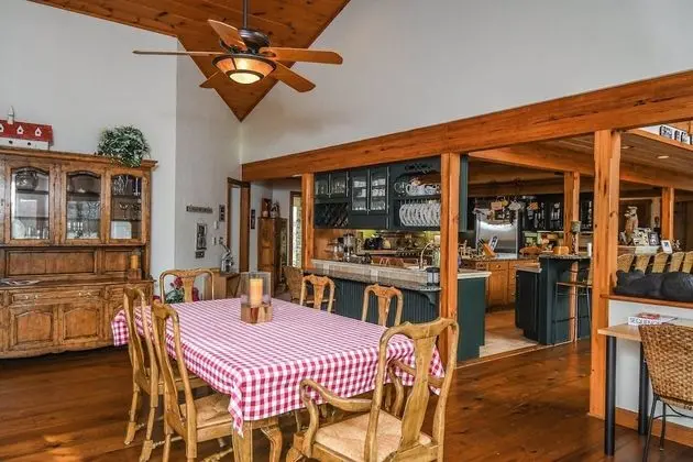 Ev, Birden Çok Yatak, Sıcak Su Havuzu, Dağ Manzaralı