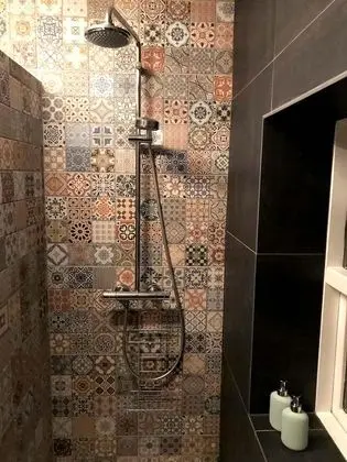 Family Çadır, 1 En Büyük (King) Boy Yatak ve Çekyat, Ortak Banyo, Dağ Manzaralı