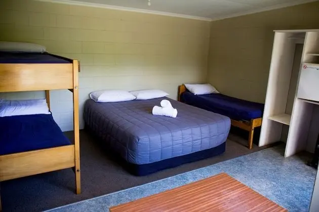 Standard Kulübe (Shared Bathroom Facilities)