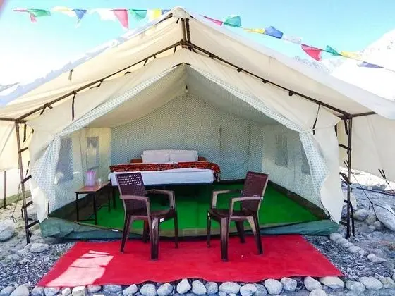 Deluxe Çadır, Göl Manzaralı